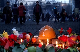 Ukraine cấm đi lại với các nghi can sát hại người biểu tình