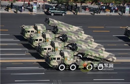 Chuyên gia Nga, Mỹ nhận định về sức mạnh tên lửa Trung Quốc 