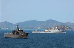 Tàu Hải quân Singapore thăm Đà Nẵng 
