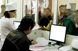  Cần thực hiện bảo hiểm y tế toàn dân theo hình thức bắt buộc