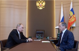 Tổng thống Nga điện đàm với lãnh đạo người Tatar tại Crimea 