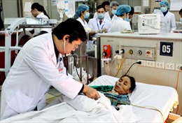 Tăng cường phối hợp với y tế tư nhân để giảm tải bệnh viện công 