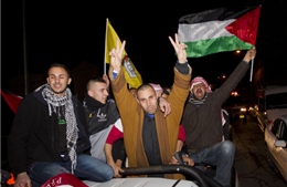Israel dọa ngừng phóng thích tù nhân Palestine 