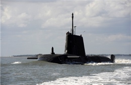 Tàu ngầm Mỹ luyện tấn công tàu ngầm Nga ở Bắc Cực