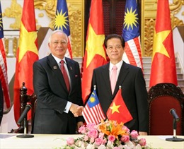 Thủ tướng Nguyễn Tấn Dũng hội đàm với Thủ tướng Malaysia