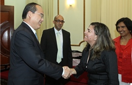 Chủ tịch Ủy ban Trung ương MTTQ Việt Nam tiếp Chủ tịch Viện Cuba Hữu nghị với các dân tộc 