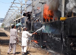 Đánh bom thảm khốc tại Pakistan 