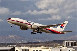 Cơ phó MH370  từng điện thoại giữa chuyến bay