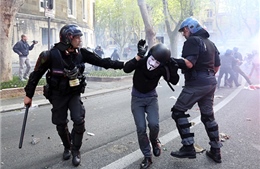 Thủ đô Rome tê liệt vì biểu tình chống chính phủ