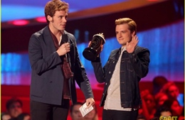 &#39;The Hunger Games&#39; chiến thắng MTV Movie Awards 2014