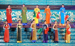 Thăng hoa cùng áo dài Việt 