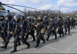 Tổng thống Putin: Ukraine đang bên bờ vực nội chiến 
