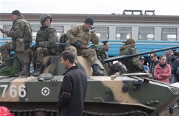 Bộ Quốc phòng Ukraine mất khả năng kiểm soát miền Đông? 