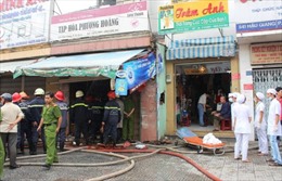 Hỏa hoạn thiêu rụi cửa hàng tạp hóa, 1 người tử vong