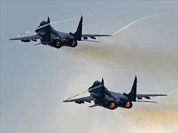  Nhật Bản điều chiến đấu cơ chặn máy bay quân sự Nga