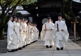 Đón Obama, Thủ tướng Nhật tránh viếng đền Yasukuni