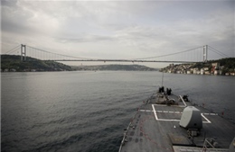 Tàu chiến USS Donald Cook rời Biển Đen, lính Mỹ tới Latvia