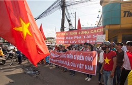 Tuyên truyền cho công nhân lao động về tình hình biển Đông