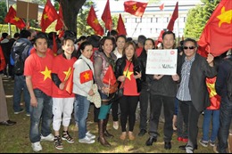 Cộng đồng người Việt tại Bỉ hướng về quê hương
