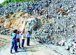 Tây Ninh: Xử nghiêm vụ khai thác đất đá tại di tích núi Bà Đen 