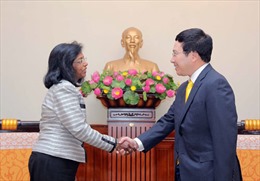 Bộ trưởng Ngoại giao Phạm Bình Minh tiếp Phó Tổng Thư ký LHQ