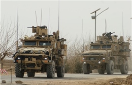 Xe của Lãnh sự quán Mỹ tại Afghanistan bị tấn công