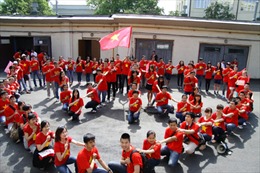 Người Việt tại Nga mít tinh, quyên góp ủng hộ biển đảo