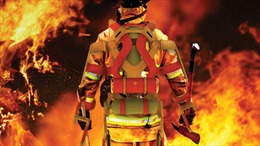 Bộ đồ cứu hỏa ‘Iron Man’