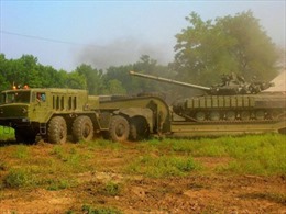 Dân quân Donbass sở hữu 250 xe tăng?