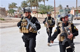 Iraq tấn công tái chiếm Tikrit 