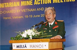 Thượng tướng Nguyễn Chí Vịnh tiếp Phó Trợ lý Bộ trưởng Quốc phòng Mỹ