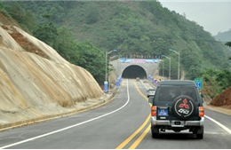 Thông xe thêm 25km cao tốc Hà Nội–Lào Cai 