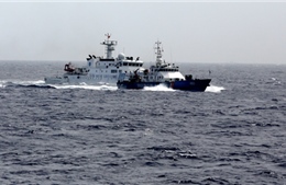 Tàu Trung Quốc dàn 2 vòng ngăn cản tàu Kiểm ngư Việt Nam