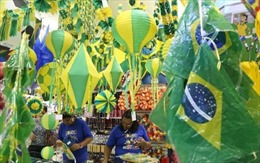 Giới bán lẻ Brazil cười tươi đếm tiền nhờ World Cup