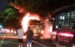 Nổ xe buýt ở Quảng Châu, hơn 25 người thương vong 