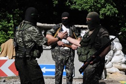 Ukraine lui quân tại tỉnh Lugansk