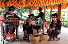 Khám phá văn hóa dân tộc Lự ở Lai Châu