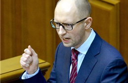 Thủ tướng Yatseniuk chính thức đệ đơn từ chức lên Quốc hội