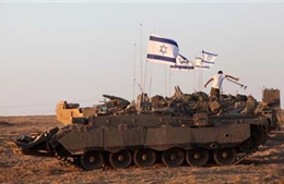 Israel nối lại chiến dịch tấn công Gaza