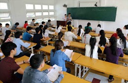 Nhà trường “phủi tay” với sinh viên tốt nghiệp
