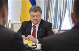 Tổng thống Poroshenko: Ukraine không bao giờ từ bỏ Crimea 