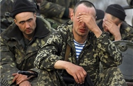 Thêm 12 quân nhân Ukraine xin tị nạn ở Nga 