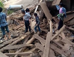 Cảnh tan hoang sau động đất ở Vân Nam, Trung Quốc