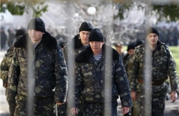 400 lính Ukraine sang Nga lánh nạn