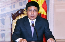 Phó Thủ tướng, Bộ trưởng Ngoại giao Phạm Bình Minh tiếp Đại sứ Cộng hòa Kazakhstan