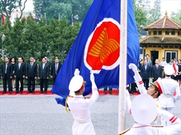 Lễ thượng cờ ASEAN và Quốc kỳ Việt Nam 