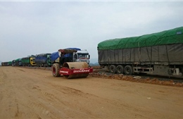 Xử lý 50 xe tải trọng lớn cố tình đi vào cao tốc Nội Bài - Lào Cai
