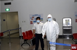 Hai người nước ngoài nghi nhiễm Ebola đã hết sốt
