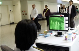 Giám sát 83 người vào Việt Nam từ vùng dịch Ebola 
