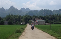 Về nơi in dấu chân Bác